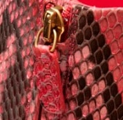 Gucci logo embossed zipper pull