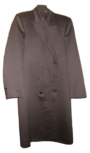 Bekishe long coat - defintion for clothing industry