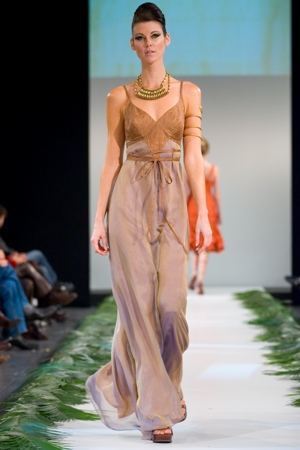 The Montreal Fashion Week 2005 - Muse par Christian Chenail runway photo of dress