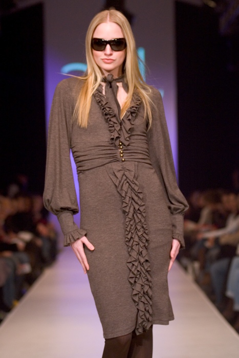 Andy Th�-Anh at The Montreal Fashion Week 200