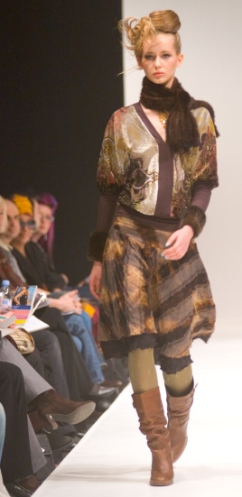 Dinh Ba Design at The Montreal Fashion Week 2006