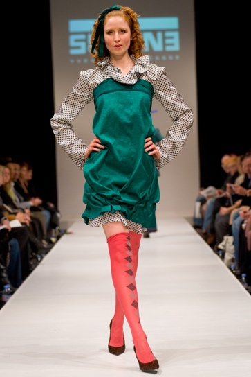 Envers par Yves Jean Lacasse at The Montreal Fashion Week 2006
