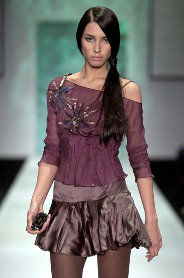 Julia Dalakian at Russian Fashion Week March 2006