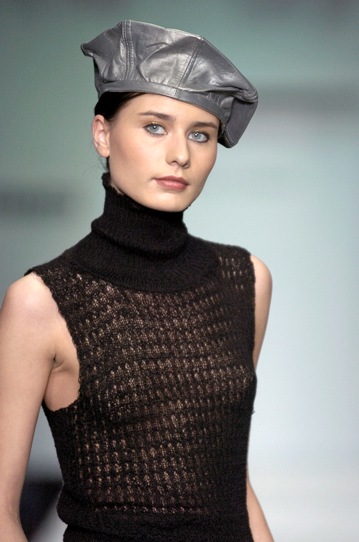 Sitka Semsh at Russian Fashion Week March 2006 - fashion photos