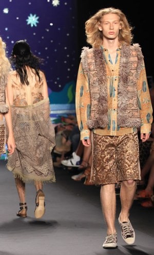 Anna Sui Runway Fashion