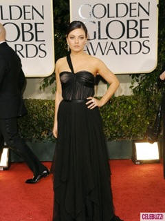 Mila Kunis Golden Globes 2012