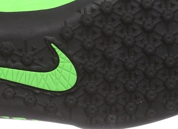 nike hypervenom flat sole